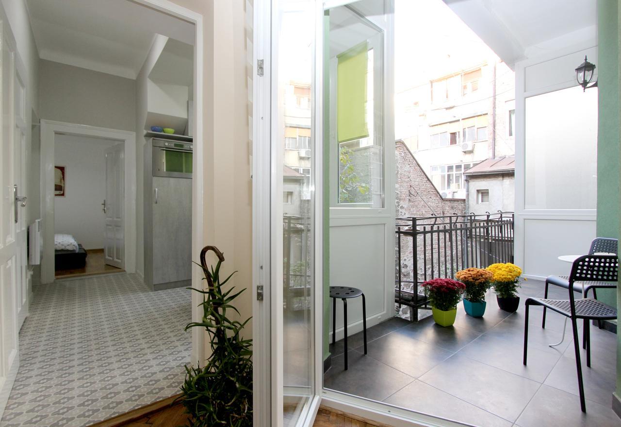 City Center Apartment Mika Belgrad Exteriör bild
