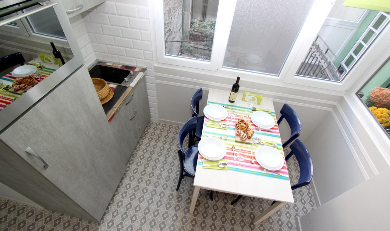 City Center Apartment Mika Belgrad Exteriör bild