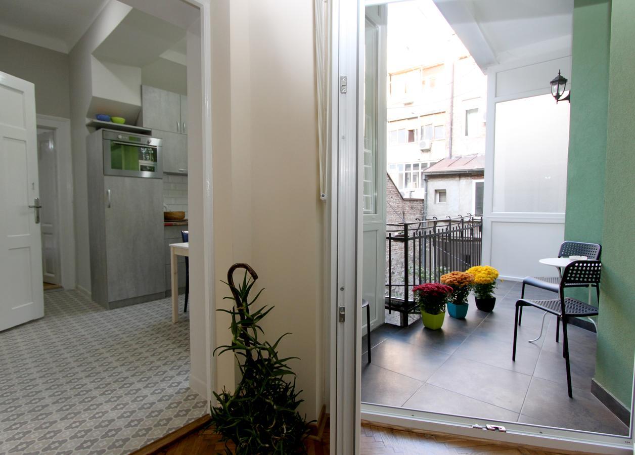 City Center Apartment Mika Belgrad Exteriör bild